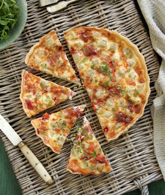 Quiche de alcafochas, salami y queso rulo, y mi aportación para Whole Kitchen