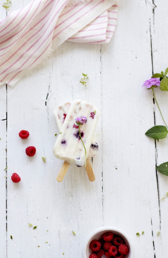 ¡Los helados son para el verano!, Polos de yogurt y frambuesa